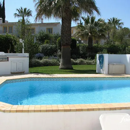 Four Seasons Fairways Holiday park 4*